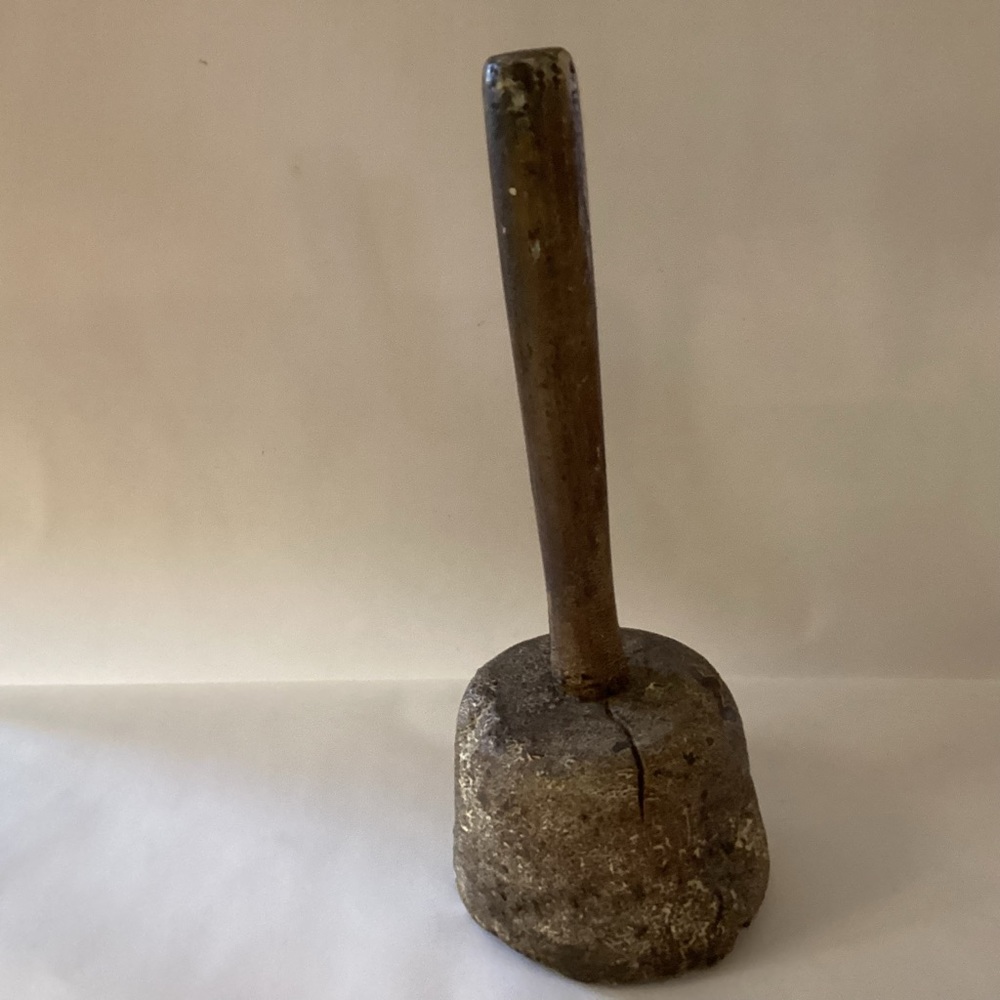 Primitive wooden masher - Picture 2 of 4